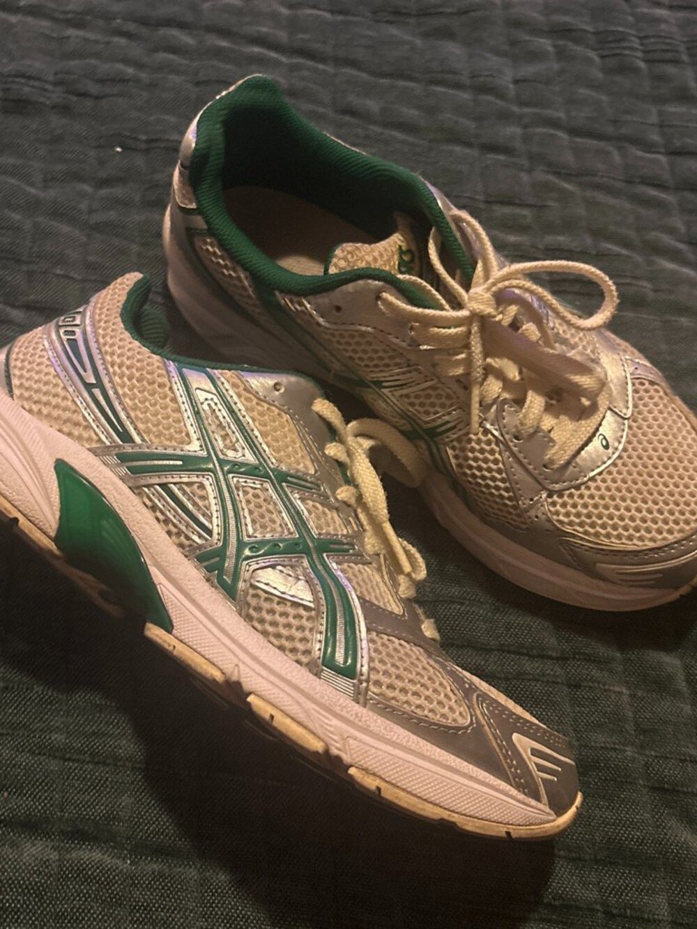 ASICS - Picture 4 of 7